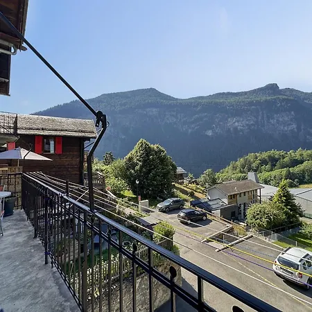 Swiss Alpine Retreat & View Near Martigny Apartmán Salvan