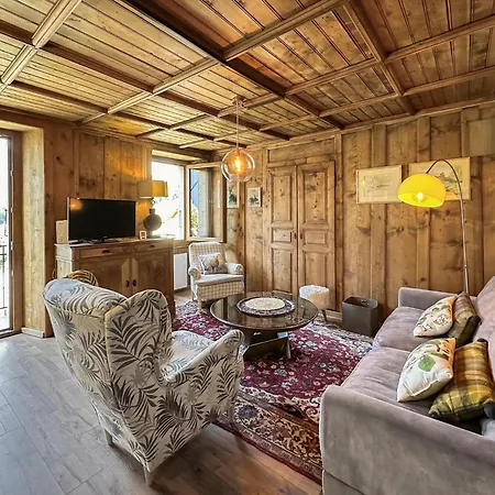 Daire Swiss Alpine Retreat & View Near Martigny Salvan