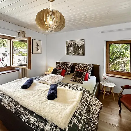 Swiss Alpine Retreat & View Near Martigny